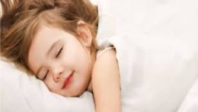 أغذية تساعد الطفل على النوم بهدوء