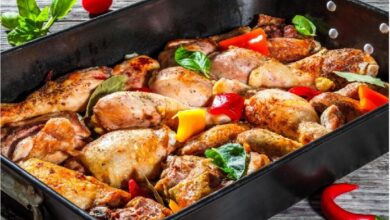 صينية دجاج محمر ومتبل باللبن الزبادي