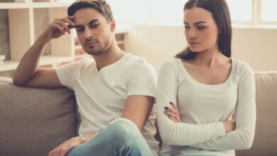 لماذا لا يحب الزوج الخروج مع زوجته ؟