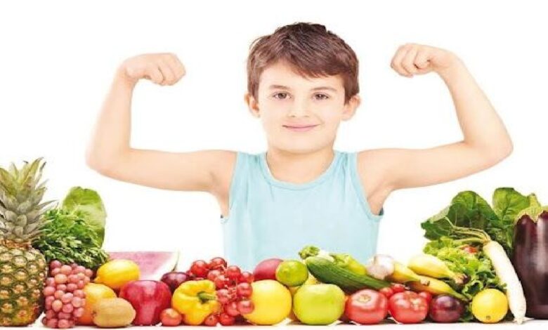 أطعمة لا غنى عنها لتعزيز مناعة الطفل