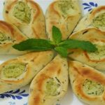 طريقة عمل فطيرة الزعتر الأخضر والجبنة