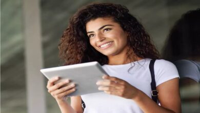 مراقبة الأباء لخصوصيات المراهق ..بين الصواب والخطأ
