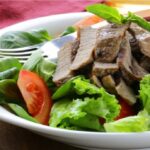 طريقة تحضير سلطة ستيك بالخضار