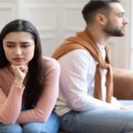 علامات عدم راحة الزوجة مع زوجها