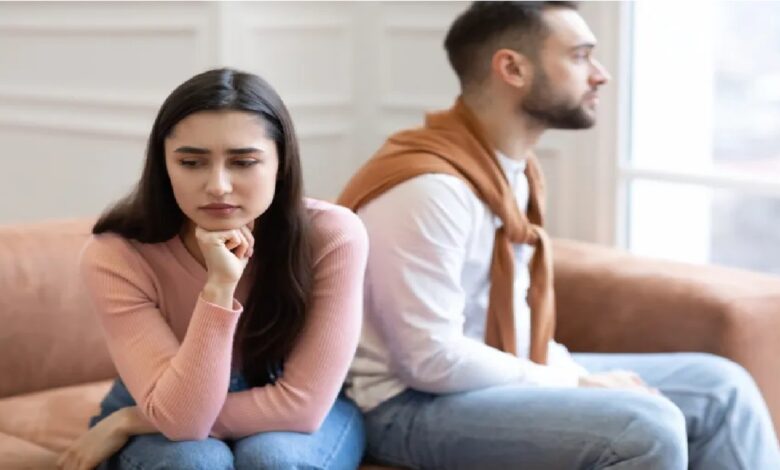 علامات عدم راحة الزوجة مع زوجها