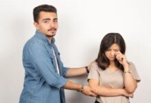 أشياء صغير تفعلها تتحول لإزعاجات كبيرة لشريكك وكيفية التوقف عنها