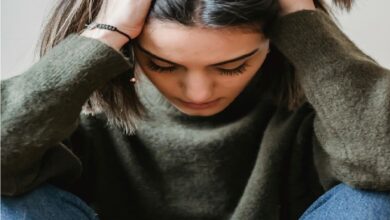 هل تعاني أو تبالغ في القلق ؟