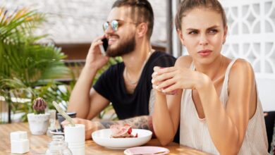 طرق فعالة للتعامل مع الغيرة في العلاقة الزوجية