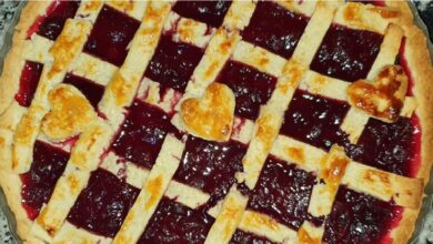 طريقة تحضير تارت توت بري بمربى روزماري وبسكويت الشوفان