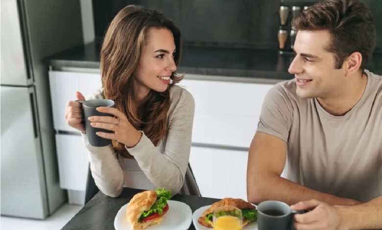 كيف أحعل زوجي يصارحنى بمشاعره ؟