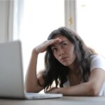 كيفية التصرف عندما يضايقك أحد