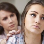 خطوات تواجهين بها غضب ابنتك وابنك المراهق .. ومتى يتحول إلى خطر ؟