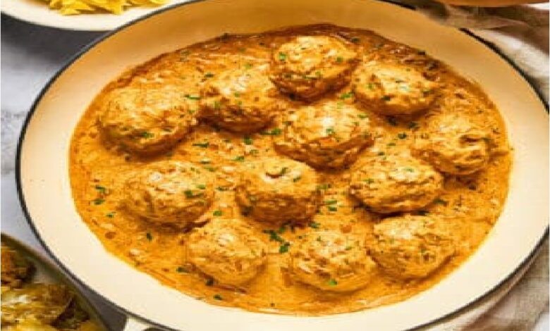 طريقة تحضير كرات الدجاج بالكمثري والزعتر في صوص الزبدة