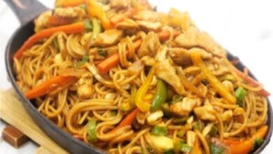 طريقة تحضير نودلز بالدجاج