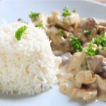 طريقة تحضير ستروجانوف الدجاج بالكريمة