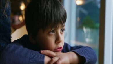 أخطاء تربوية احذريها تدمر ثقة طفلك