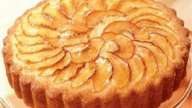 طريقة تحضير كيكة التفاح المقلوبة