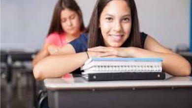 ماذا يحدث في سن المراهقة ؟ وكيفية التعامل مع طفلك