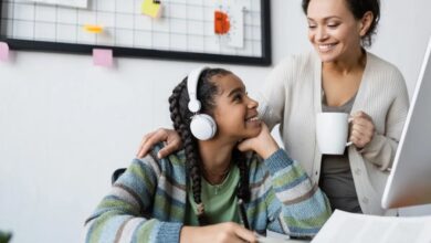 دور الحوار والإنصات في تعزيز العلاقة بين الطفل ووالديه ... نتحائحه مبهرة