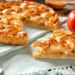 طريقة تحضير فطيرة التفاح السهلة والسريعة