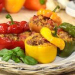 طريقة تحضير فلفل رومي محشي بالأرز واللحمة المفرومة