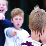 كيف تحمين طفلك من التنمر في أول تجربة له ؟