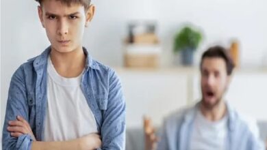 ابنك المراهق عنيد إليك 6 نصائح فعالة للتعامل معه