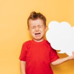 كيف تؤثر أخطاء الأباء في التربية على ثقة الأبناء بأنفسهم