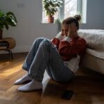 لماذا يفقد المراهقون ثقتهم بأنفسهم ؟ وكيف نعيد بناءها